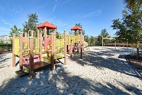 NEW Listing - Spacious Disney Area Pool Home With Amazing Resort Ameni