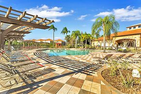 Luxurious Retreat With Marble Floors and Great Views. Near Disney! #4a