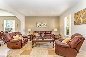 Luxurious Retreat With Marble Floors and Great Views. Near Disney! #4a