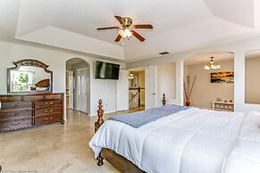 Luxurious Retreat With Marble Floors and Great Views. Near Disney! #4a