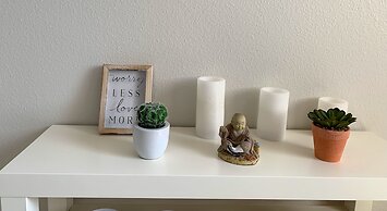 Luxurious Retreat With Marble Floors and Great Views. Near Disney! #4a