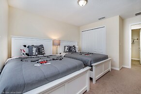 A Stylish Paradise Palms Town Home -close to Disney! 4bd/3ba -4pp971