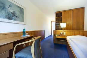 Roomingtons Karoli Waldkirchen