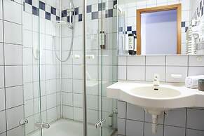 Roomingtons Karoli Waldkirchen