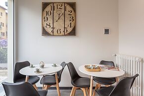 Carla's Rooms with Private Bathroom & Shared Kitchen