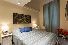 Carla's Rooms with Private Bathroom & Shared Kitchen