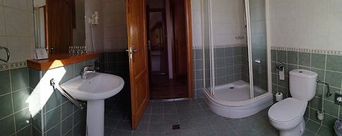 Józsi Bácsi Vendéglője és Szállodája