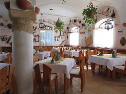 Józsi Bácsi Vendéglője és Szállodája