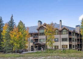 Highlands Lodge in Beaver Creek by Elevation Accommodations