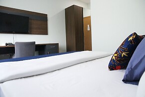 Euro Homes Hotel