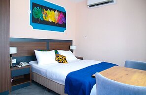 Euro Homes Hotel