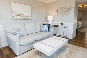 The Burrus House Inn Waterfront Suites