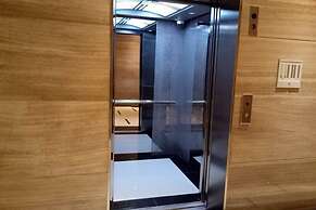 8 Newtown Boulevard by SIET