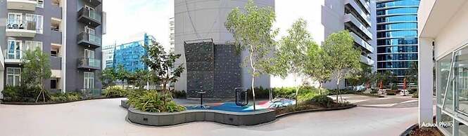 8 Newtown Boulevard by SIET