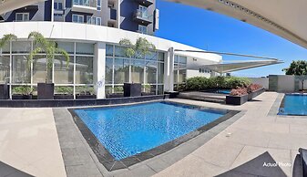 8 Newtown Boulevard by SIET