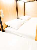 Chiasti Capsule Hostel - Adults Only