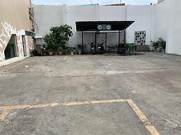 Chiasti Capsule Hostel - Adults Only