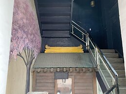 Chiasti Capsule Hostel - Adults Only