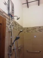 Surf & Relax Inn Arugambay