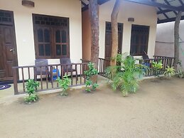 Surf & Relax Inn Arugambay