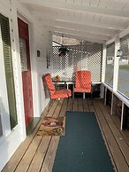 Carroll Motel & Cottages