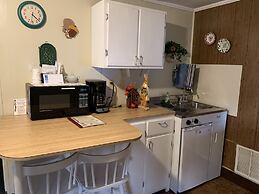 Carroll Motel & Cottages