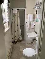 Carroll Motel & Cottages