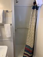 Carroll Motel & Cottages