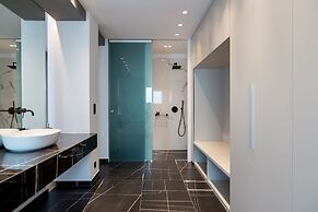 Pinacota Suites Athens