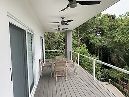 Aves Hotel & Resort - Retreat Center