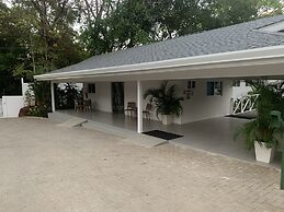 Aves Hotel & Resort - Retreat Center