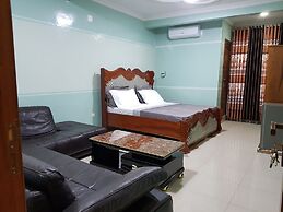 Flat Hotel Kandolo Gombe