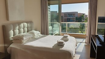 Salgados Beach Vila das Lagoas