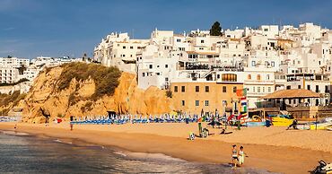 Salgados Beach Vila das Lagoas