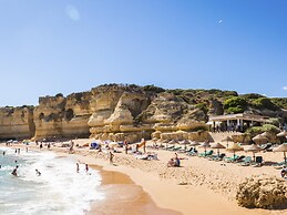Salgados Beach Vila das Lagoas
