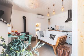 Azenhas do Mar West Coast Design & Surf