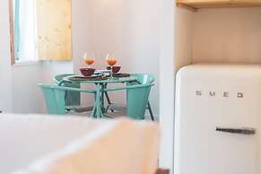 Azenhas do Mar West Coast Design & Surf