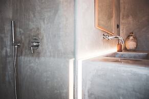 Azenhas do Mar West Coast Design & Surf