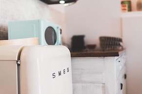 Azenhas do Mar West Coast Design & Surf