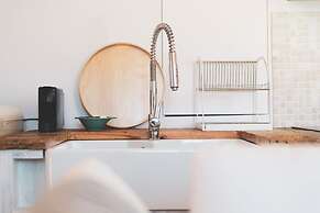 Azenhas do Mar West Coast Design & Surf