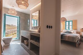 Azenhas do Mar West Coast Design & Surf