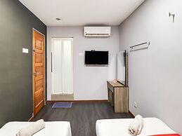 OYO 89381 Moonnight Hotel