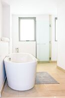 Manta Cove by Horizon Holidays