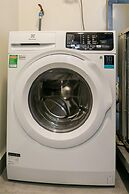 Ami Splendid Rivergate Views