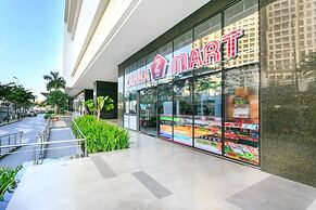 Ami Splendid Rivergate Views