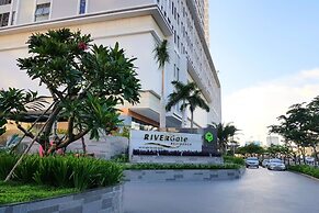 Ami Splendid Rivergate Views