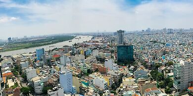 Ami Splendid Rooftop Garden