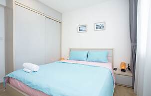 Ami Splendid Rooftop Garden