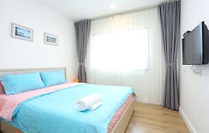 Ami Splendid Rooftop Garden