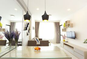 Ami Splendid Rooftop Garden